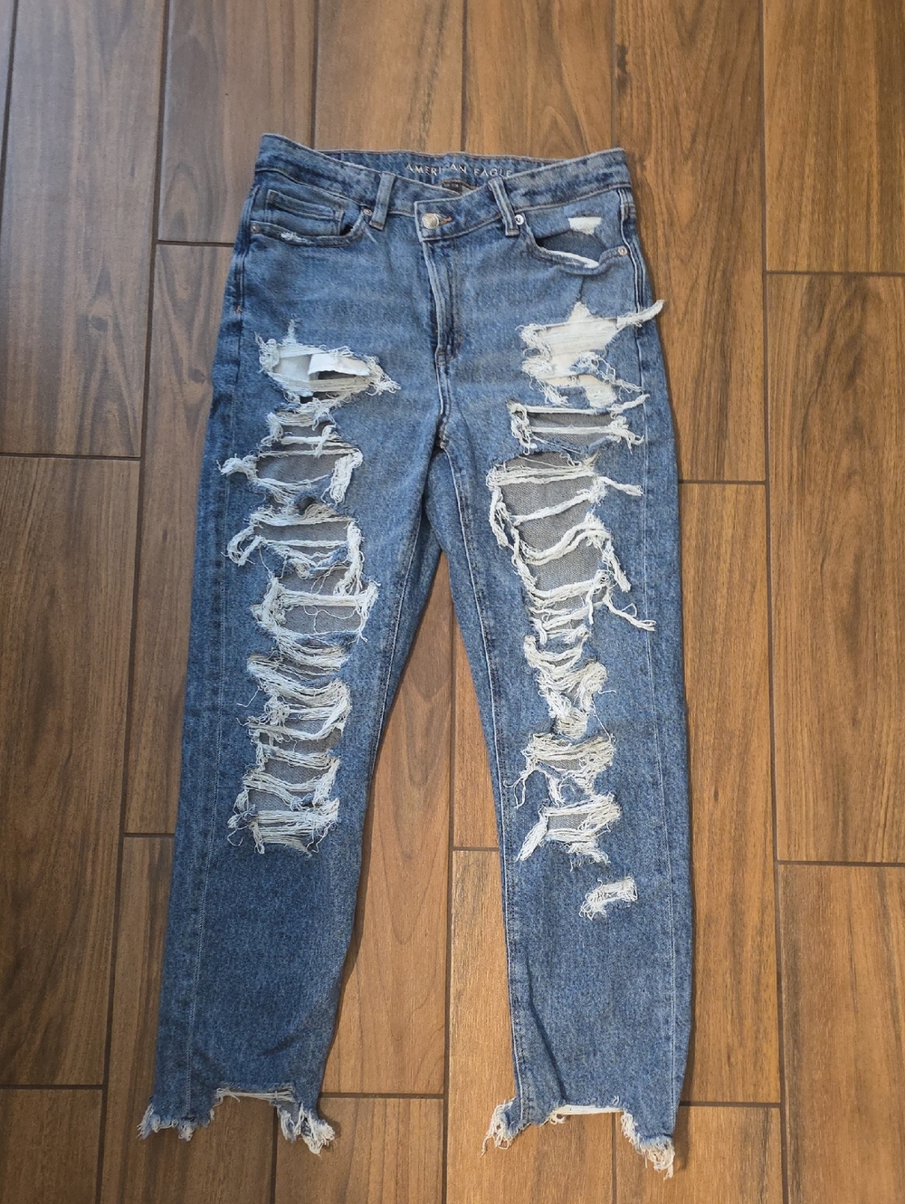 American Eagle Outfitters Highest Rise Mom Jeans Crossover Waist